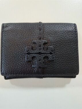 Tory Burch Black Pebbled Leather Logo Wallet McGraw Bombe Flap Snap Compact Mini